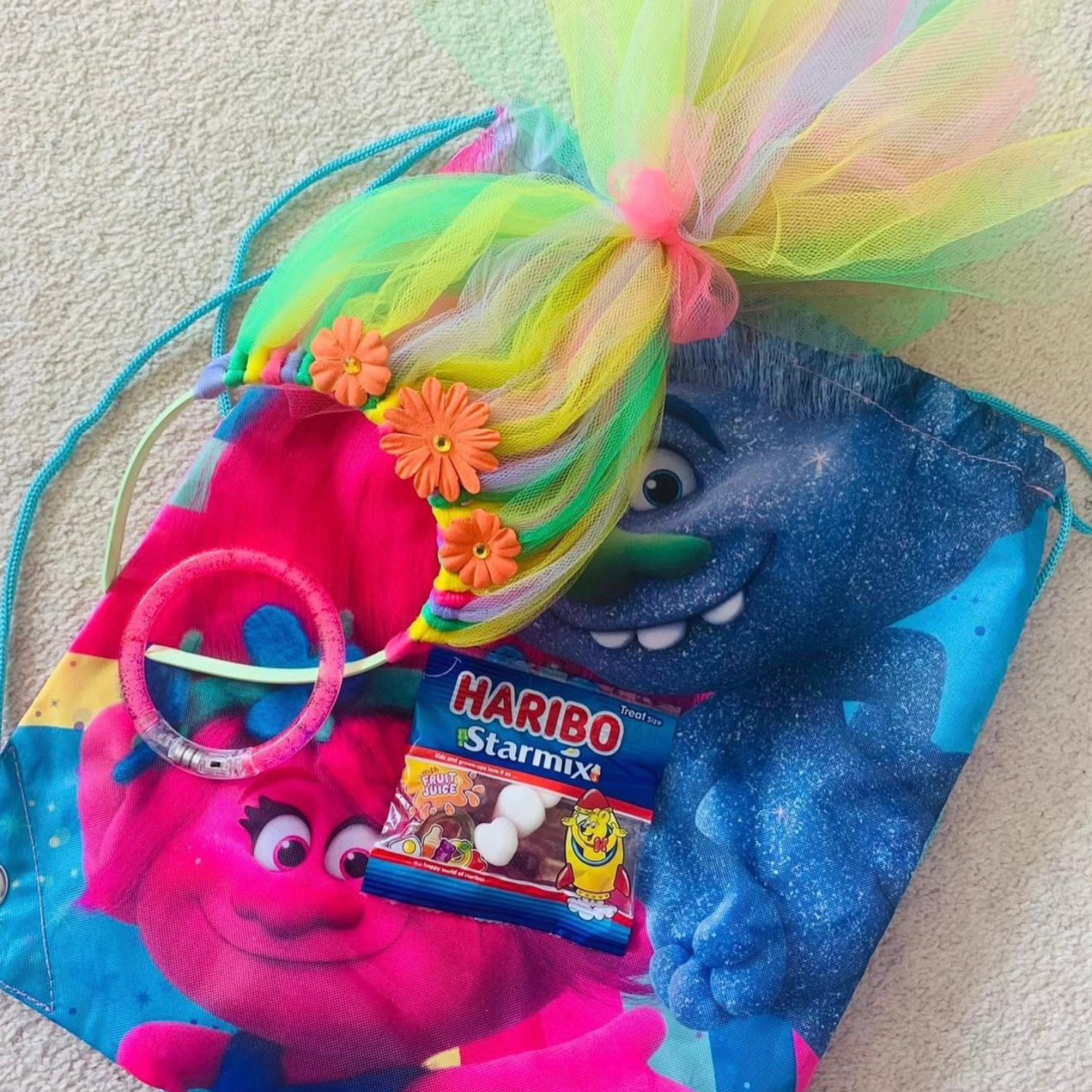 Trolls Party in a Box